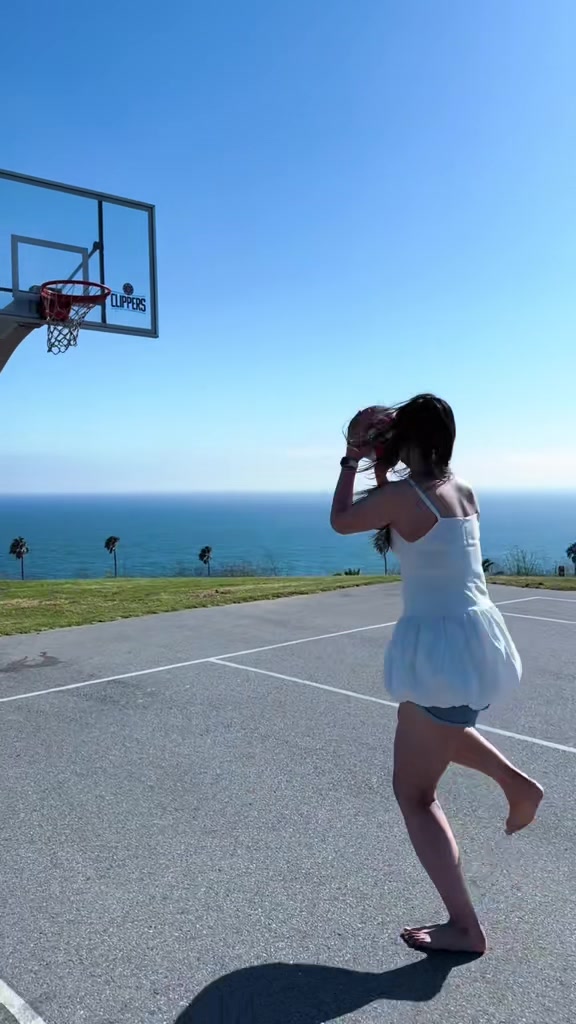 美！李月汝晒训练视频：没想到第一次投篮就结束了