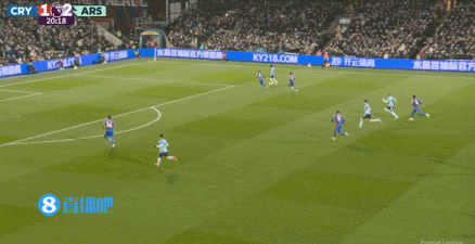 🤕不容乐观!邮报:萨卡可能遭遇腿筋撕裂,或将因此伤缺两个月