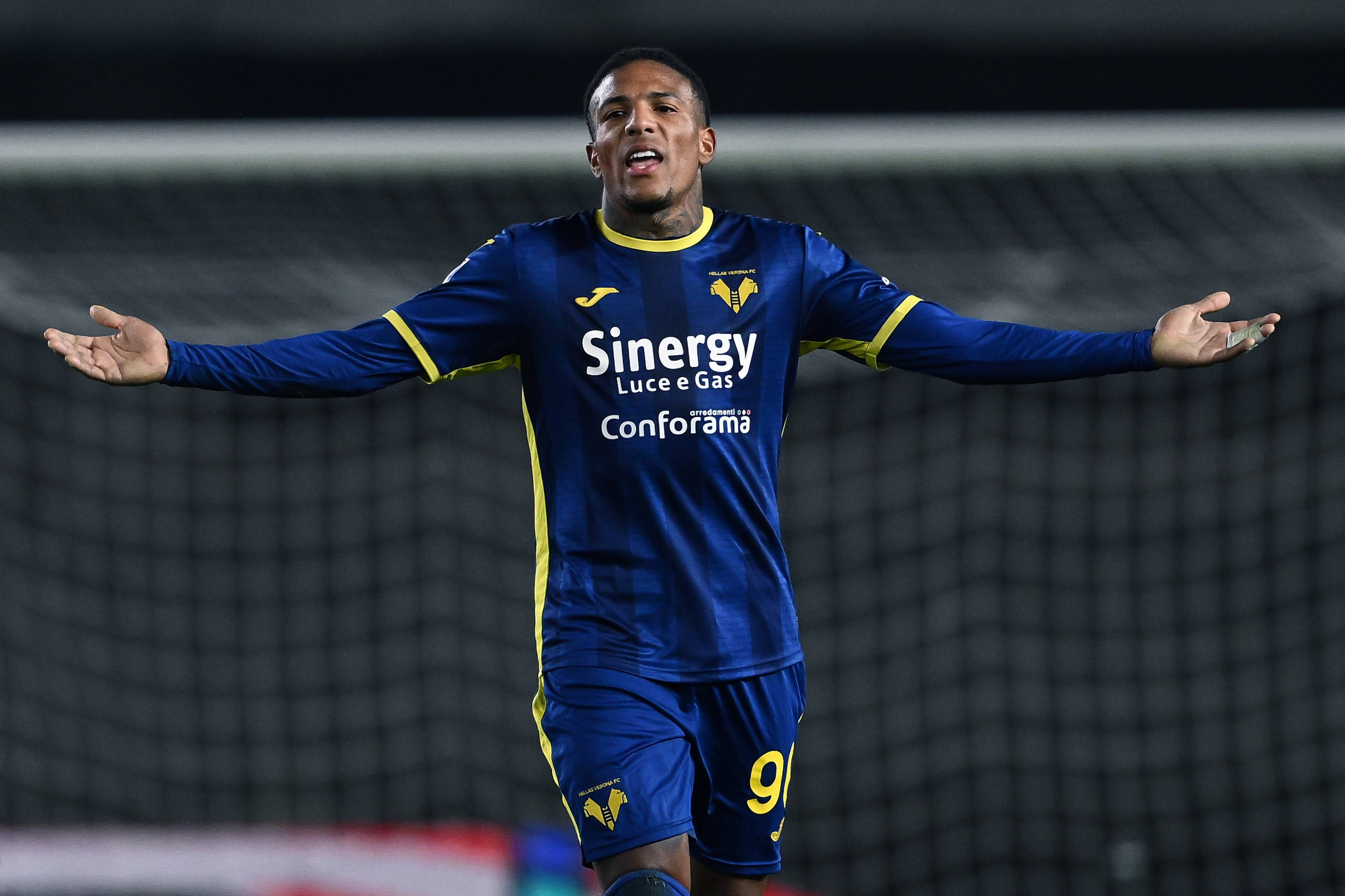 罗马诺:佛罗伦萨有意那不勒斯中场弗洛伦肖,已展开谈判