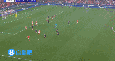 什琴斯尼谈出击撞倒巴尔德致丢球:我大声喊了,他没听到