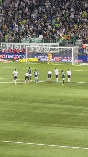 2分钟梅开二度!18岁“车仔”埃斯特旺左路踩单车+小角度爆射